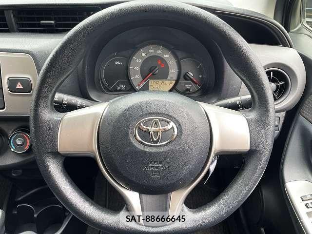Toyota VITZ 2016-06 8410954-4
