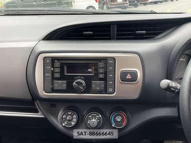 Toyota VITZ 2016-06 8410954-5