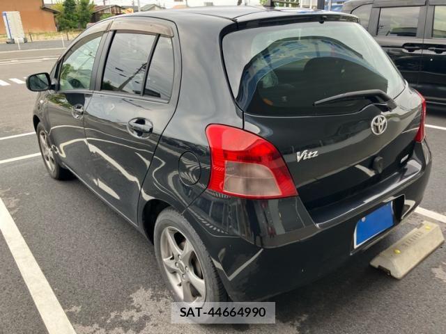 Toyota VITZ 2007-06 8415719-1