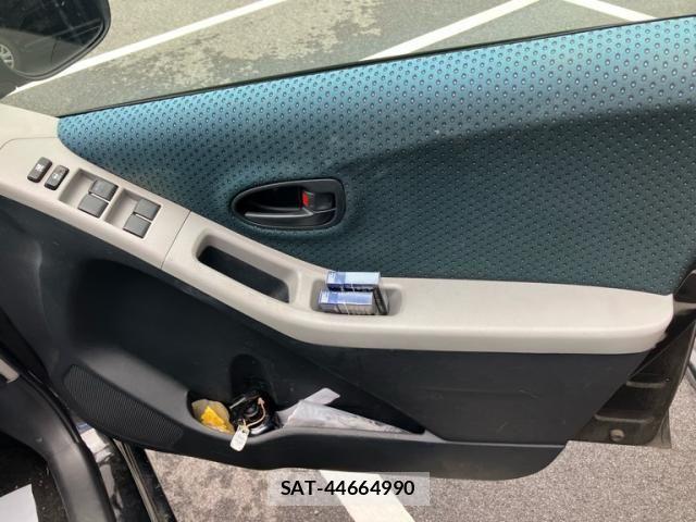 Toyota VITZ 2007-06 8415719-7