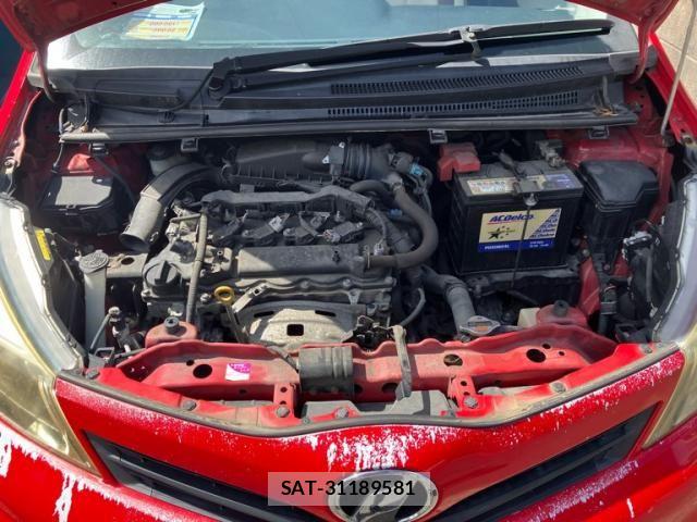 Toyota VITZ 2012-03 8410968-12