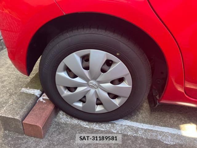 Toyota VITZ 2012-03 8410968-3
