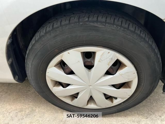 Toyota VITZ 2011-10 8415709-8