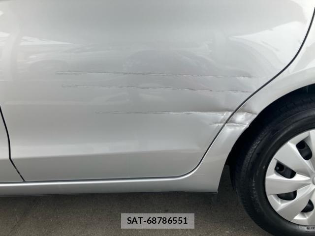 Toyota VITZ 2012-01 8415711-23