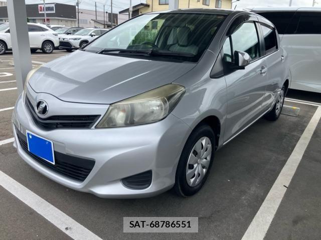 Toyota VITZ 2012-01 8415711-2