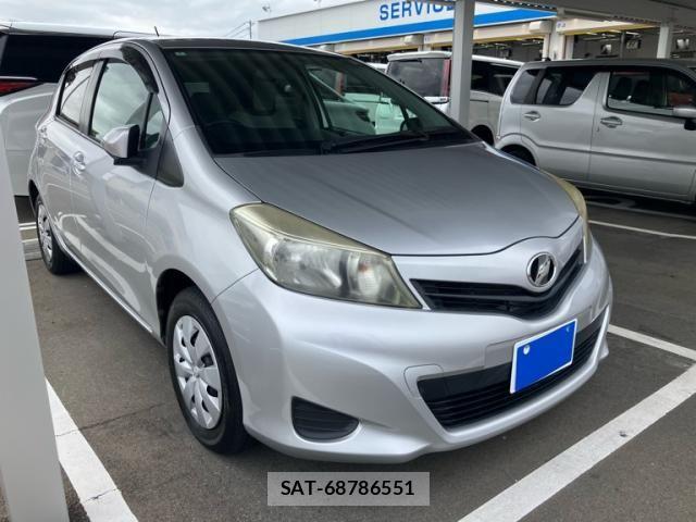 Toyota VITZ 2012-01 8415711-3