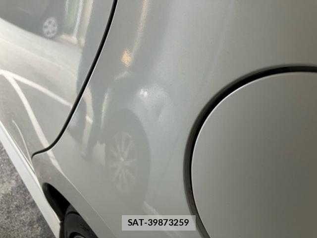 Toyota VITZ 2013-06 8410955-12