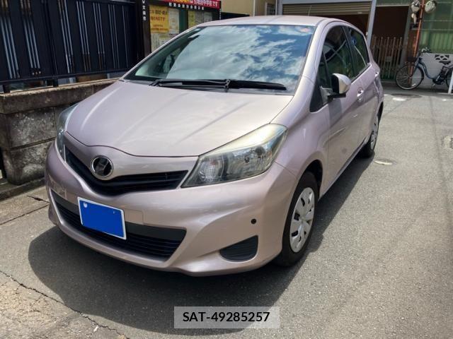 Toyota VITZ 2011-11 8410967-1