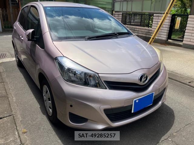 Toyota VITZ 2011-11 8410967-2