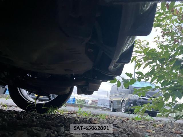 Toyota VITZ 2014-08 8415700-6