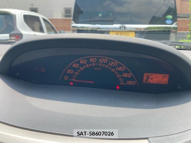 Toyota VITZ 2010-01 8415717-17