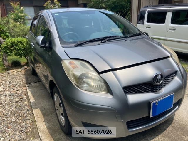 Toyota VITZ 2010-01 8415717-2