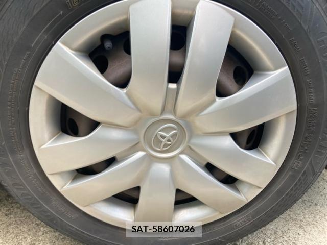 Toyota VITZ 2010-01 8415717-3