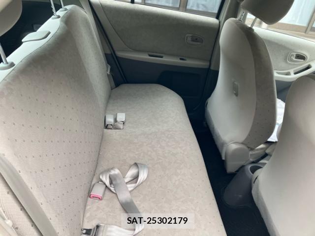 Toyota VITZ 2007-12 8415712-5