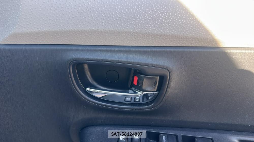 Toyota VITZ 2012 7230130-19