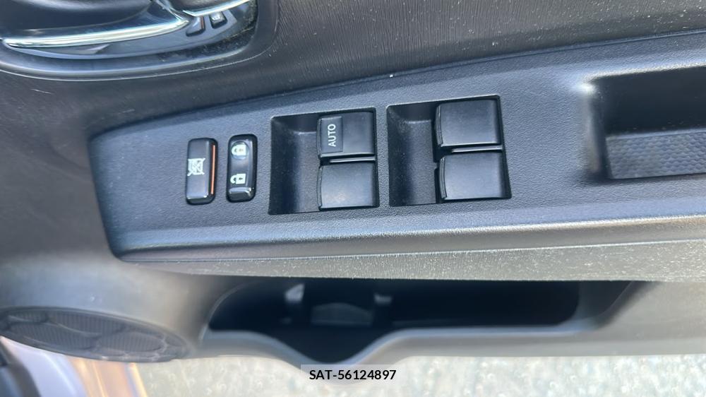 Toyota VITZ 2012 7230130-20