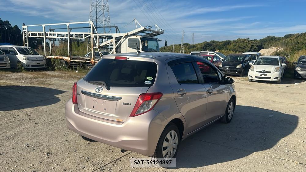 Toyota VITZ 2012 7230130-4
