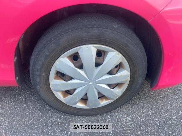 Toyota VITZ 2011-09 8439051-10