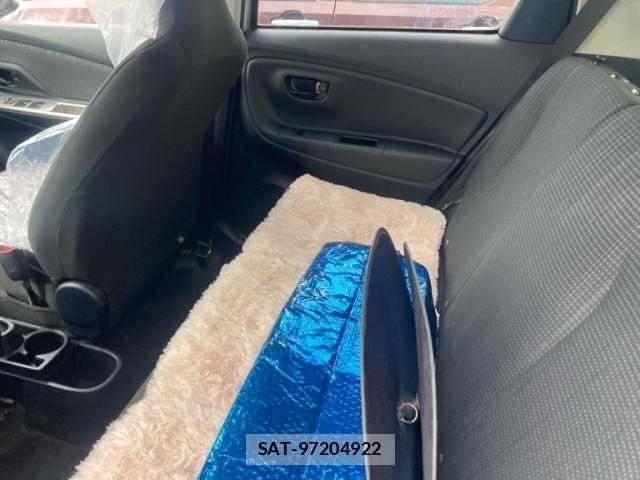 Toyota VITZ 2015-10 8439050-20