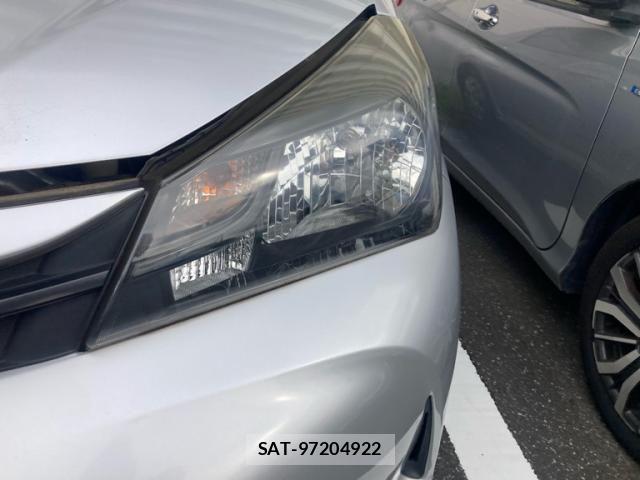Toyota VITZ 2015-10 8439050-2