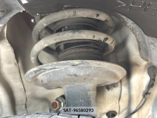Toyota VITZ 2014-04 8439049-19