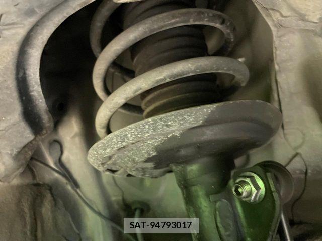 Toyota VITZ 2013-12 8458722-19