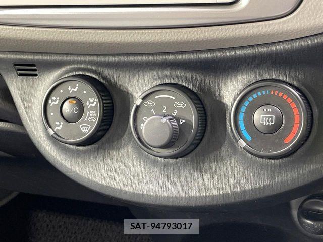 Toyota VITZ 2013-12 8458722-6
