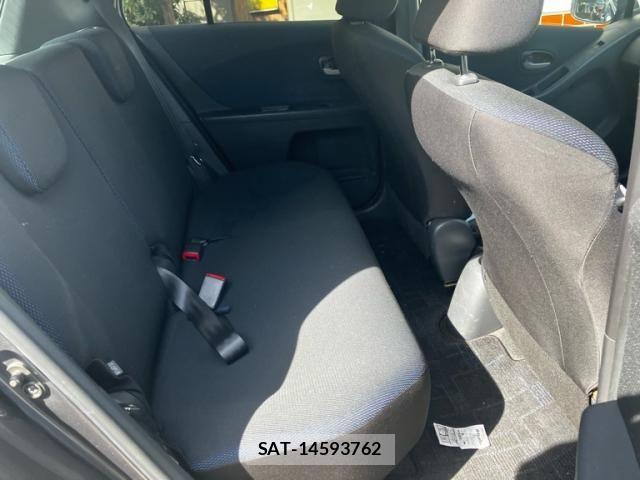 Toyota VITZ 2009-07 8458724-9