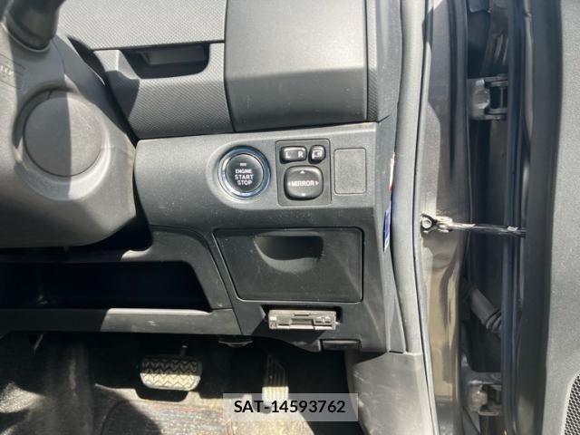 Toyota VITZ 2009-07 8458724-12