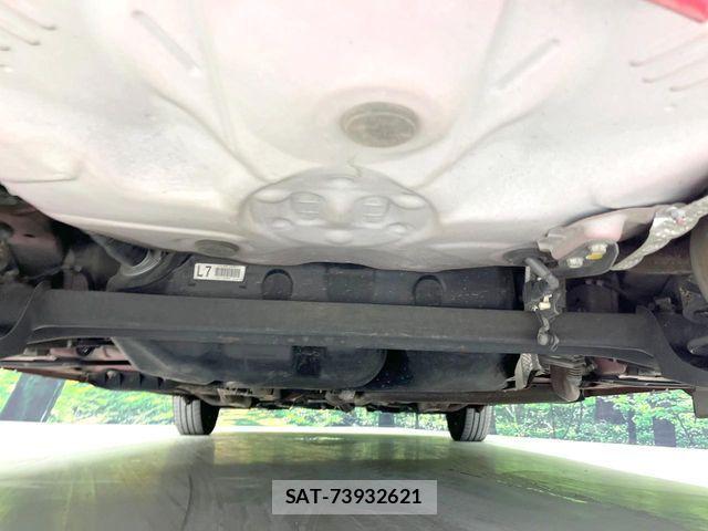 Toyota VITZ 2016-09 8458723-18
