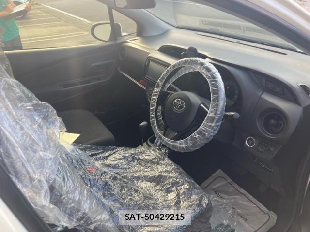 Toyota VITZ 2019-11 8458721-14