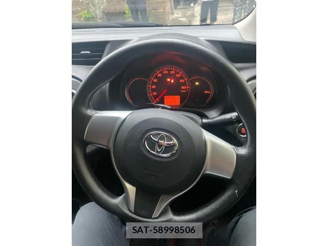 Toyota VITZ 2012-09 8458725-15