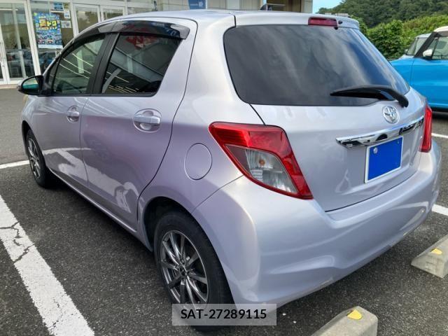 Toyota VITZ 2013-01 8486231-1