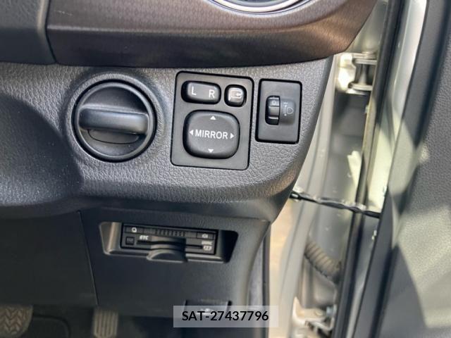 Toyota VITZ 2015-09 8486227-16