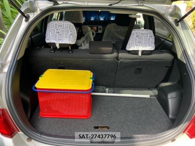 Toyota VITZ 2015-09 8486227-7