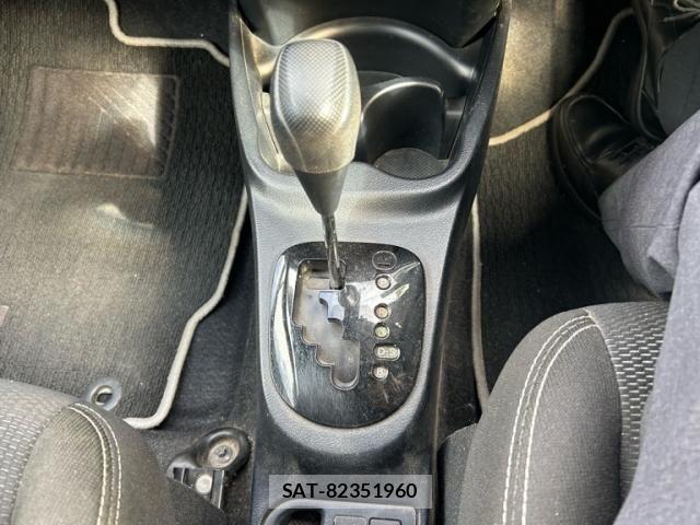 Toyota VITZ 2019-03 8486228-17