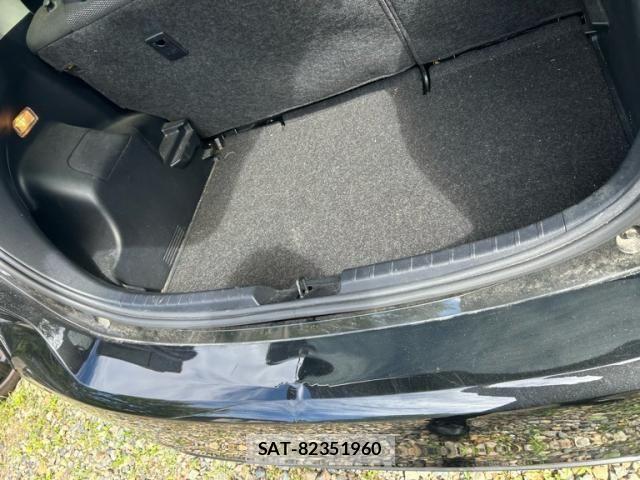 Toyota VITZ 2019-03 8486228-5