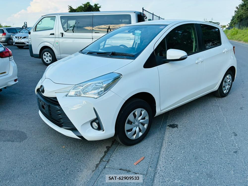Toyota VITZ 2019-07 8298891-0