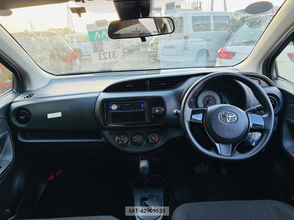 Toyota VITZ 2019-07 8298891-12