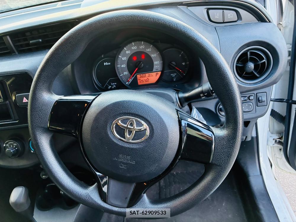 Toyota VITZ 2019-07 8298891-14