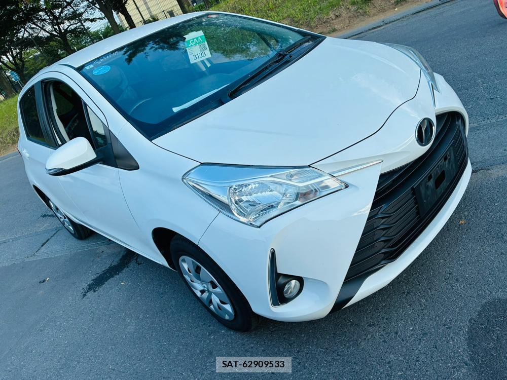 Toyota VITZ 2019-07 8298891-6