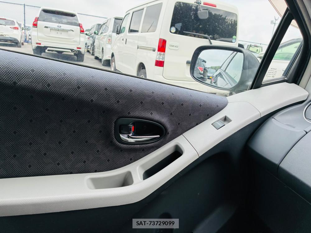 Toyota VITZ 2008-05 8079877-19