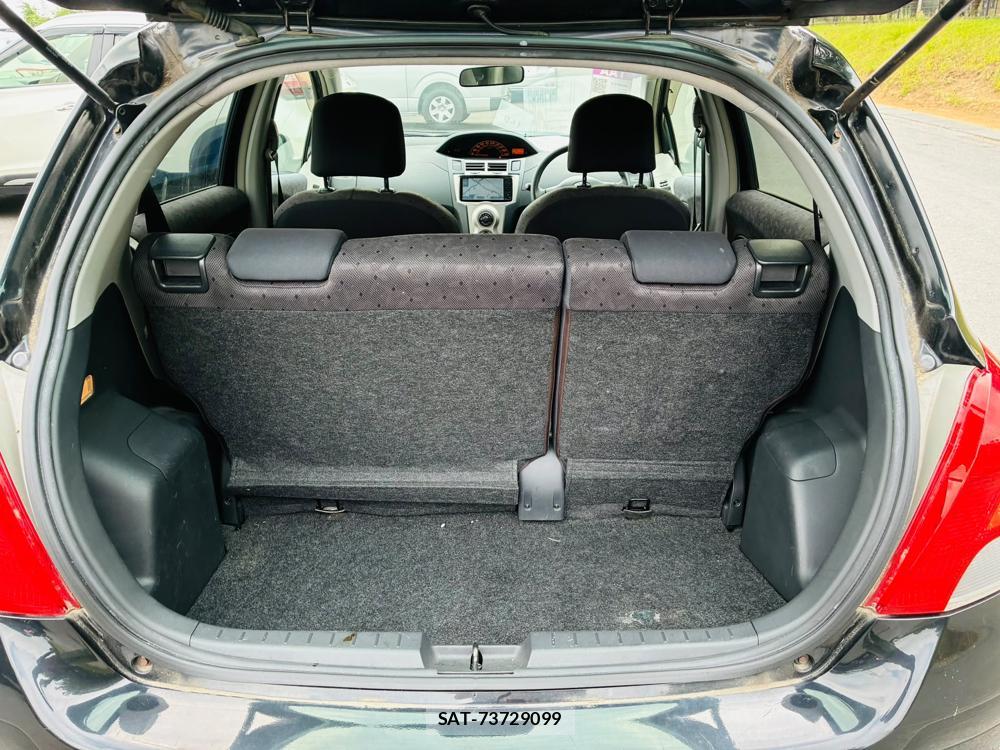Toyota VITZ 2008-05 8079877-20
