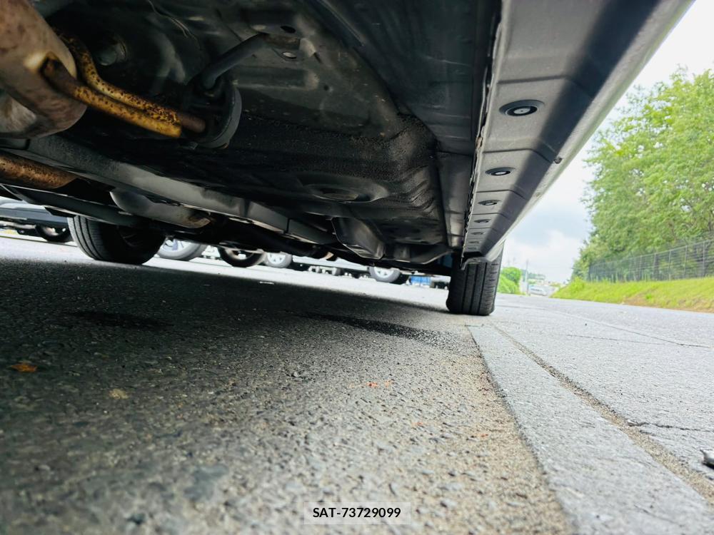 Toyota VITZ 2008-05 8079877-32