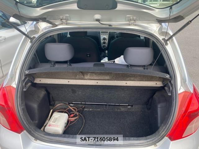 Toyota VITZ 2005-11 8528061-8