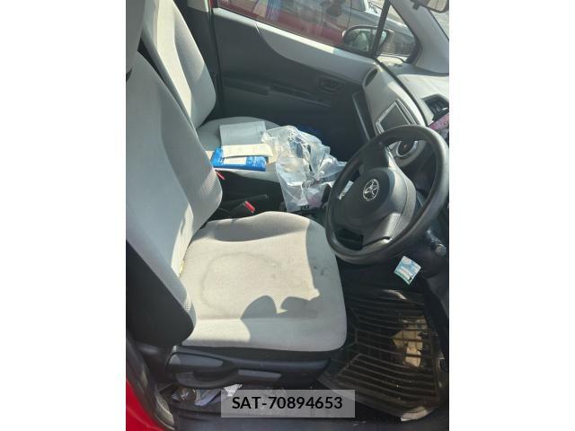 Toyota VITZ 2014-03 8528056-11