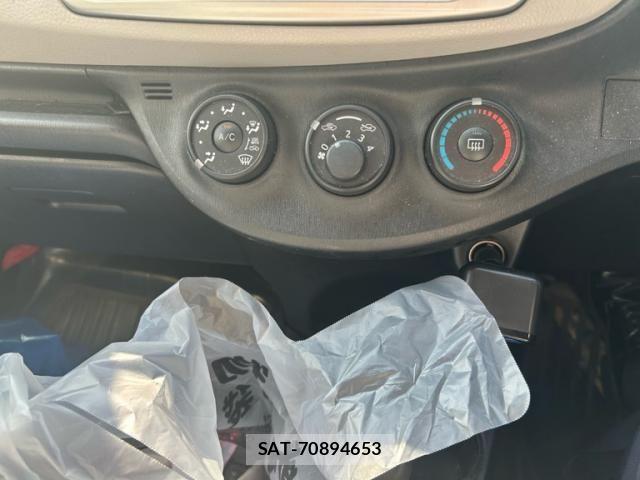 Toyota VITZ 2014-03 8528056-17