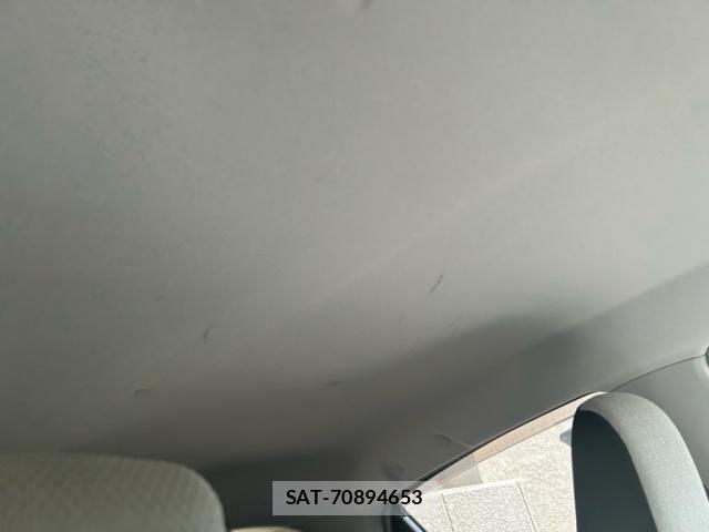 Toyota VITZ 2014-03 8528056-19