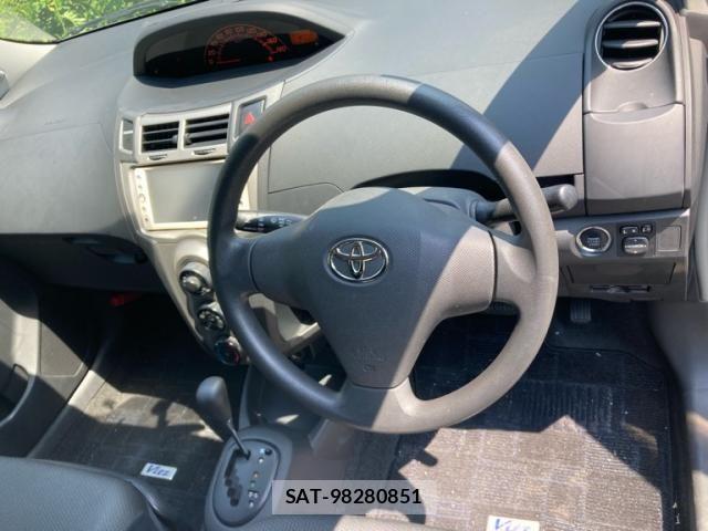 Toyota VITZ 2010-07 8528060-12