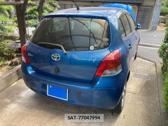 Toyota VITZ 2010-08 8528054-5